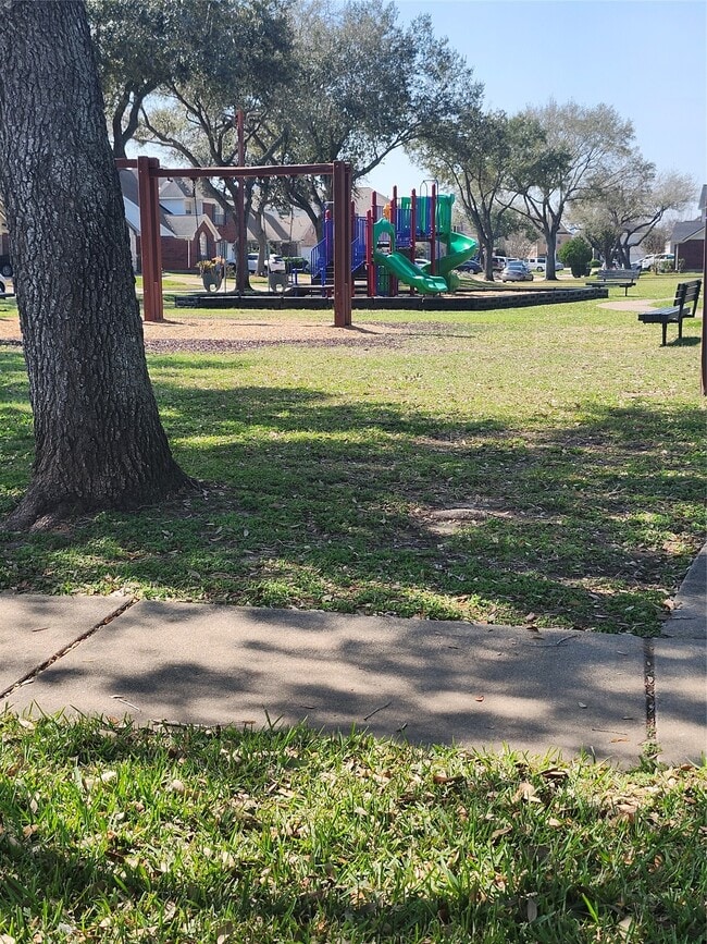 Building Photo - 8974 N Deer Meadow Dr