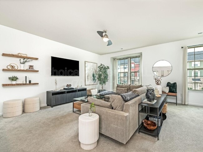 Building Photo - 4027 Zilker Park Dr