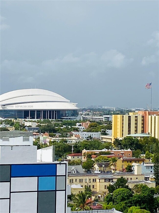 Building Photo - 36 NW 6th Ave