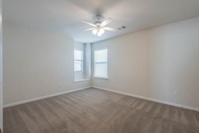 Building Photo - 20931 Gastonbury Ln