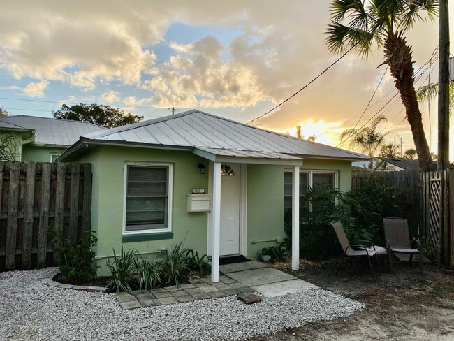 Building Photo - 408.5 Flagler Blvd