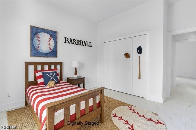 Building Photo - 3202 21st St W