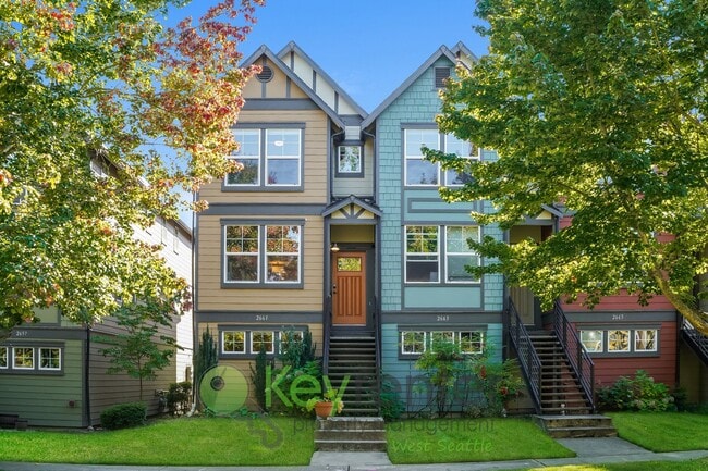 Building Photo - Modern 3 Bedroom with Office Space, Balcon...