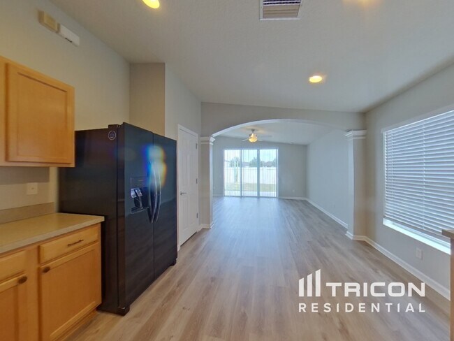 Building Photo - 1132 Hill Flower Dr