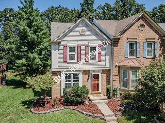 Building Photo - 43790 Laburnum Square