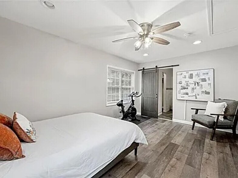 Building Photo - 2176 Pansy St NW