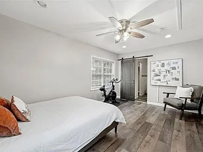 Building Photo - Charming 3BR House in Atlanta