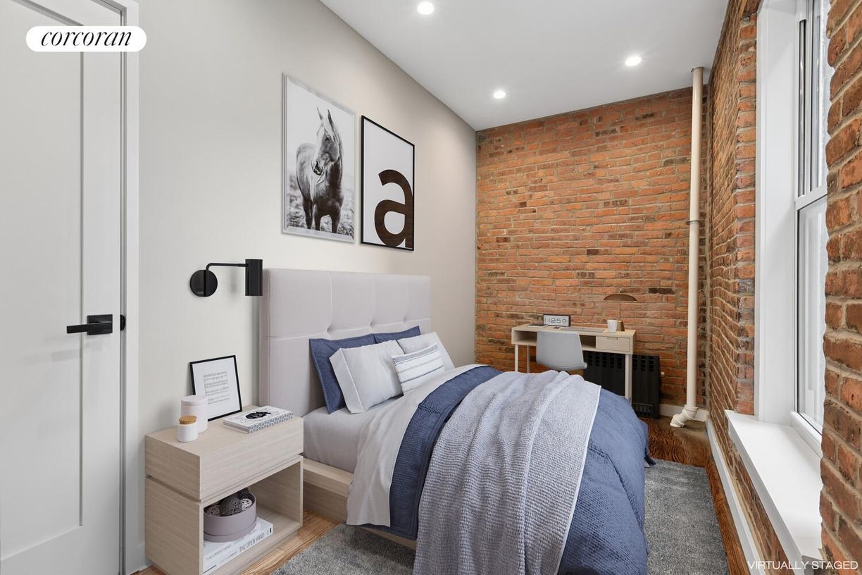 Building Photo - 126 W 25th St