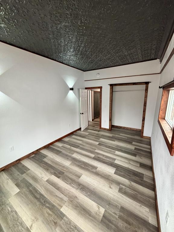 Building Photo - 360 Amoretti St