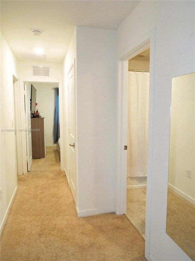 Building Photo - 2363 SE 11th St