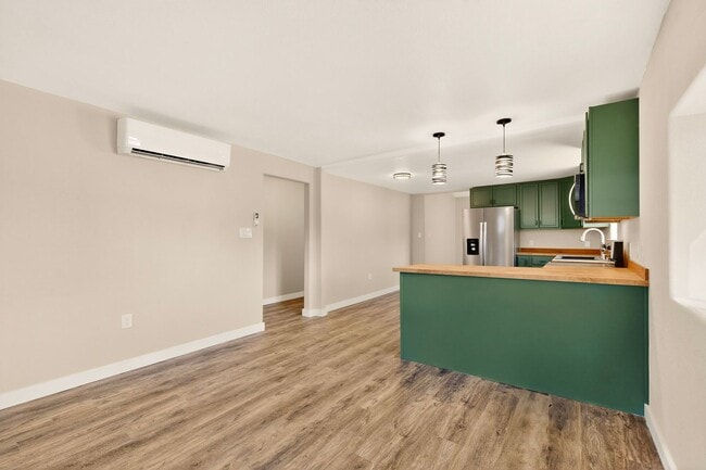 Building Photo - Beautifully Renovated Home for Rent