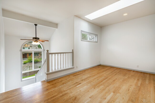 Building Photo - 8975 Snowy Owl Ln