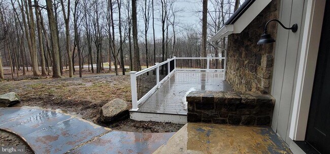 Building Photo - 151 Bollinger Rd