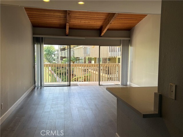 Building Photo - 6542 Ocean Crest Dr