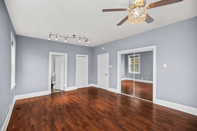 Building Photo - 7958 S Luella Ave