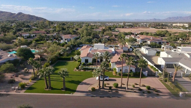 Building Photo - 6823 E Valley Vista Ln