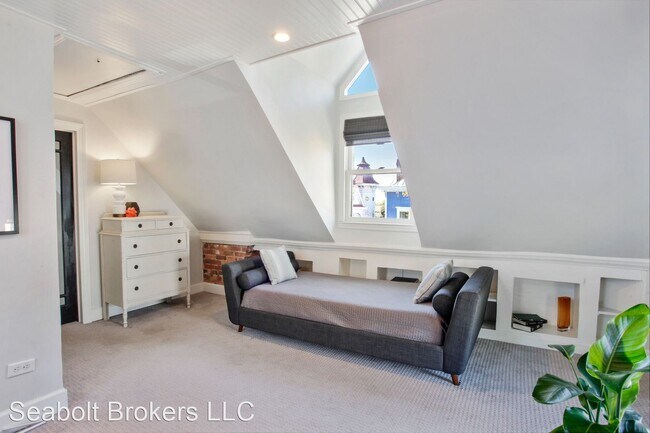 Building Photo - 5 br, 3 bath House - 440 Habersham St