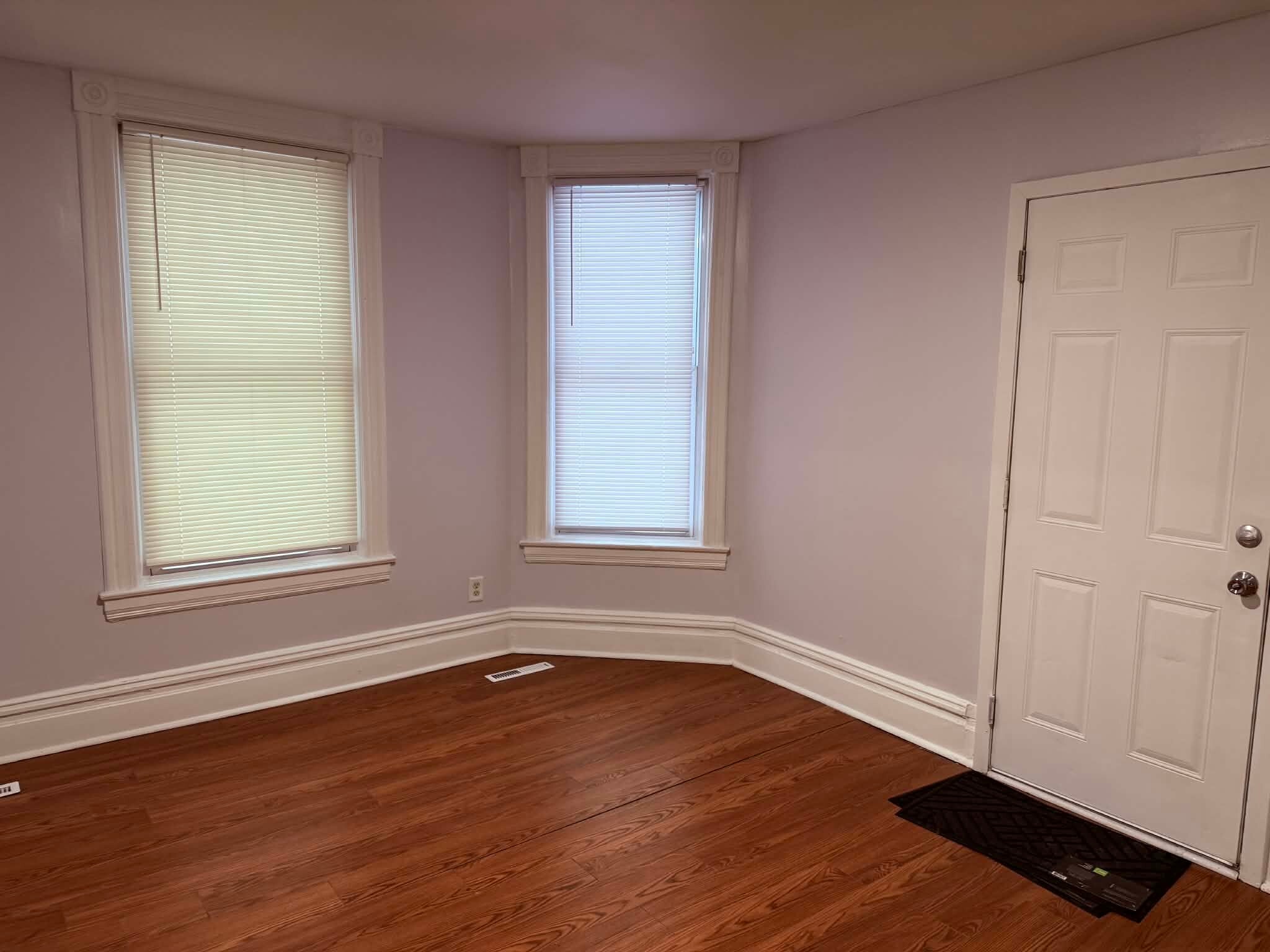 Building Photo - 759 Charles Ave