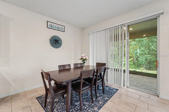 Building Photo - 3221 Living Coral Dr