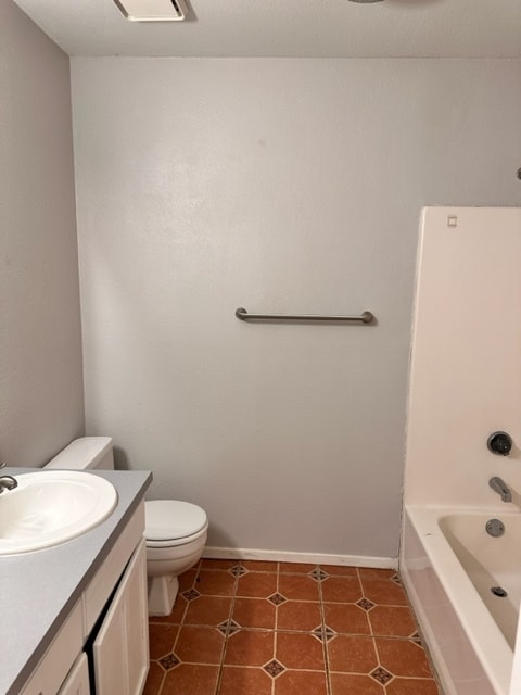 Guest Full Bath - 7720 Sable Ln
