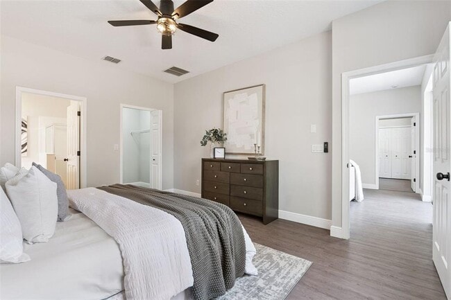 Building Photo - 1209 Cathcart Cir