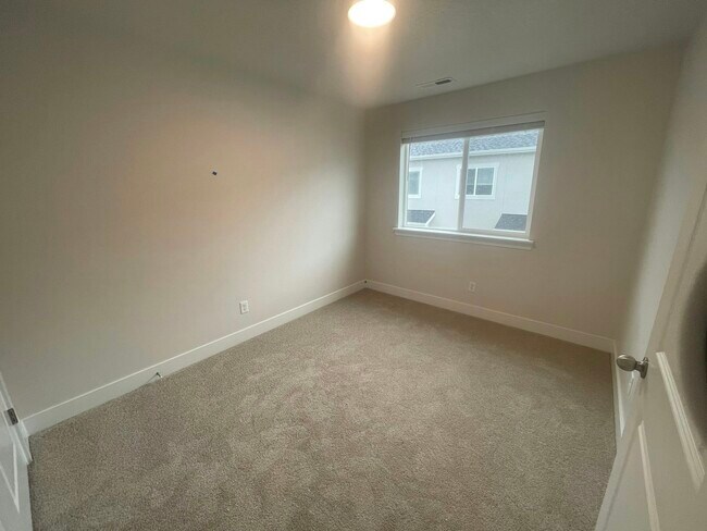 Building Photo - 4163 W 2060 N