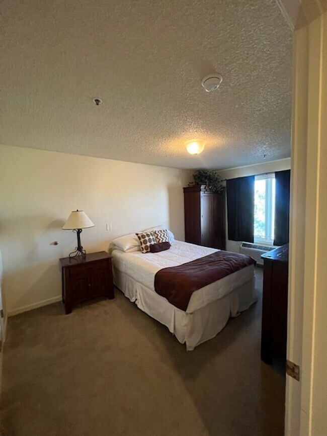 Building Photo - Highland Estates Resorts