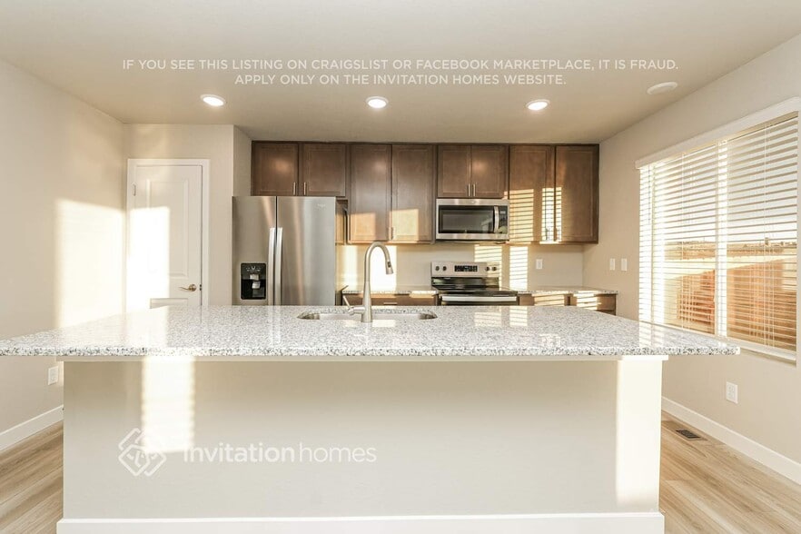 Building Photo - 11763 Mission Peak Pl