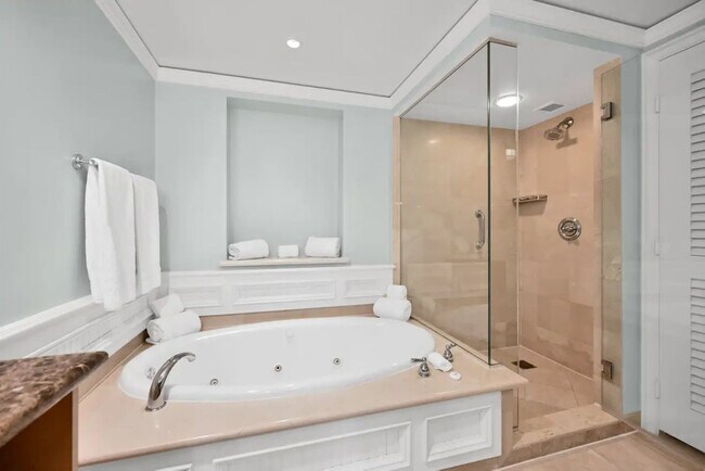 Building Photo - 455 Grand Bay Dr