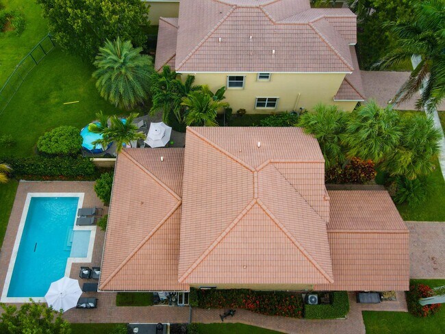 Building Photo - 10894 Bitternut Hickory Ln