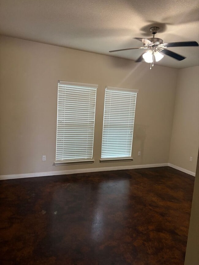 Building Photo - China Spring ISD Duplex