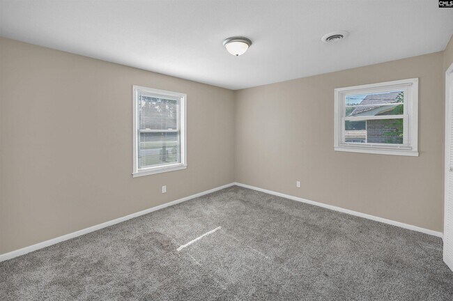 Building Photo - 3621 Baywater Dr