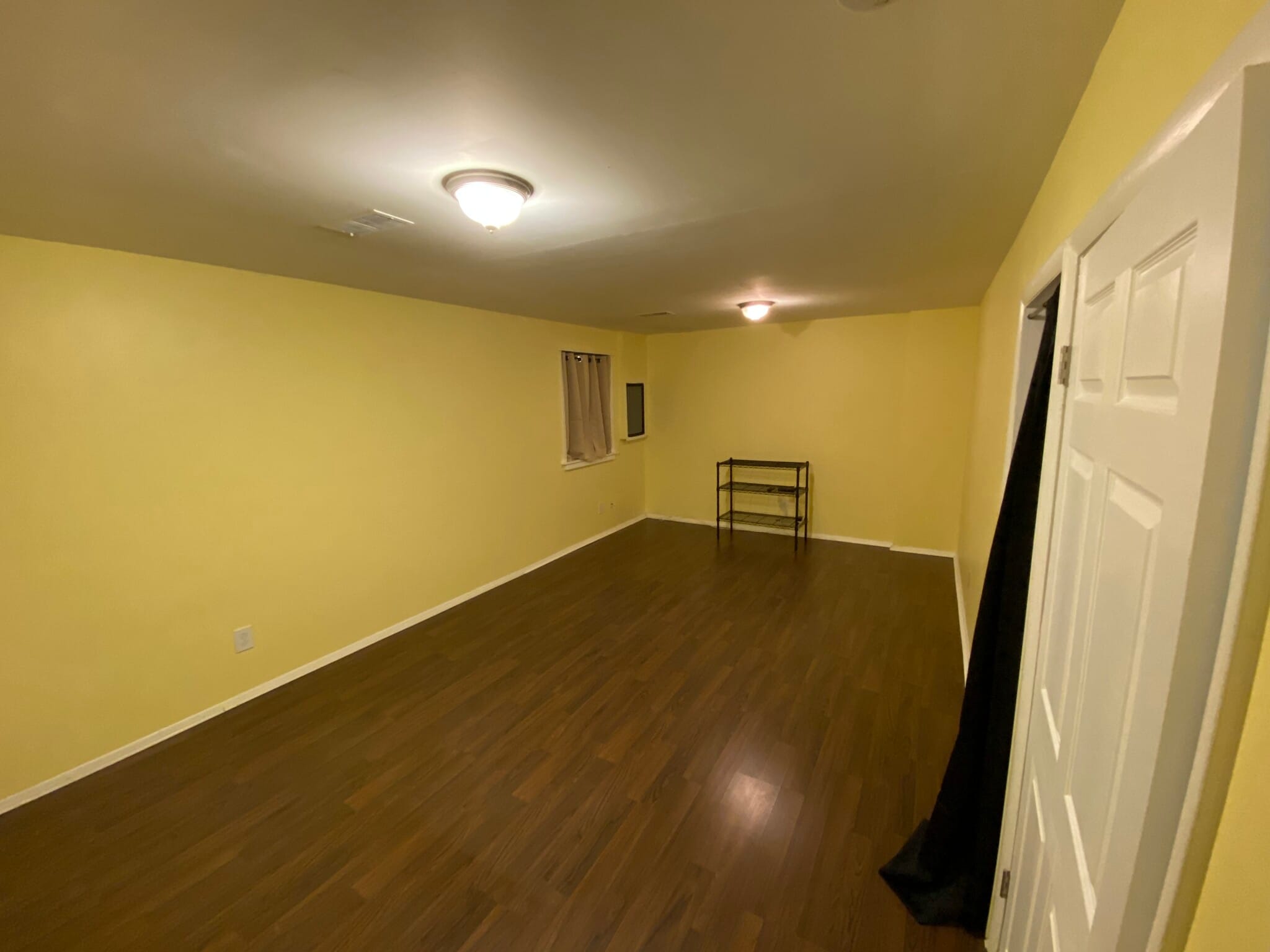 Largest bedroom in the house - 8371 Stationhouse Ct