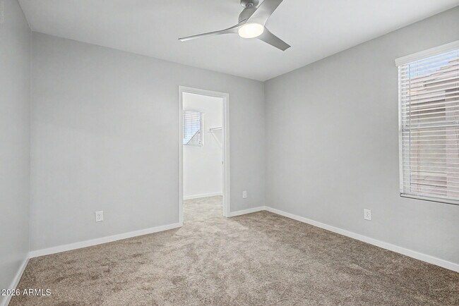 Building Photo - 14231 W Voltaire St