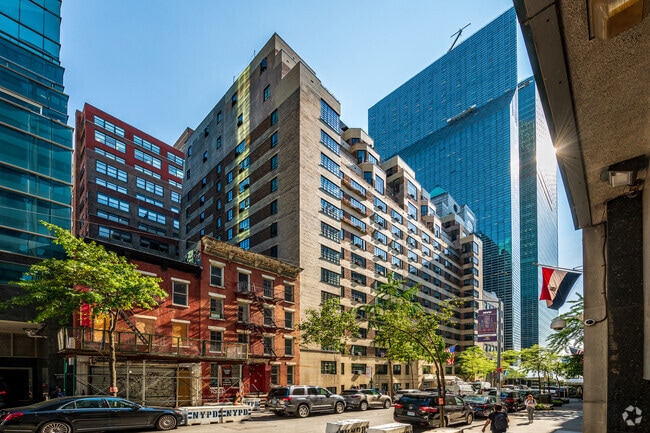 Primary Photo - Beaux Arts