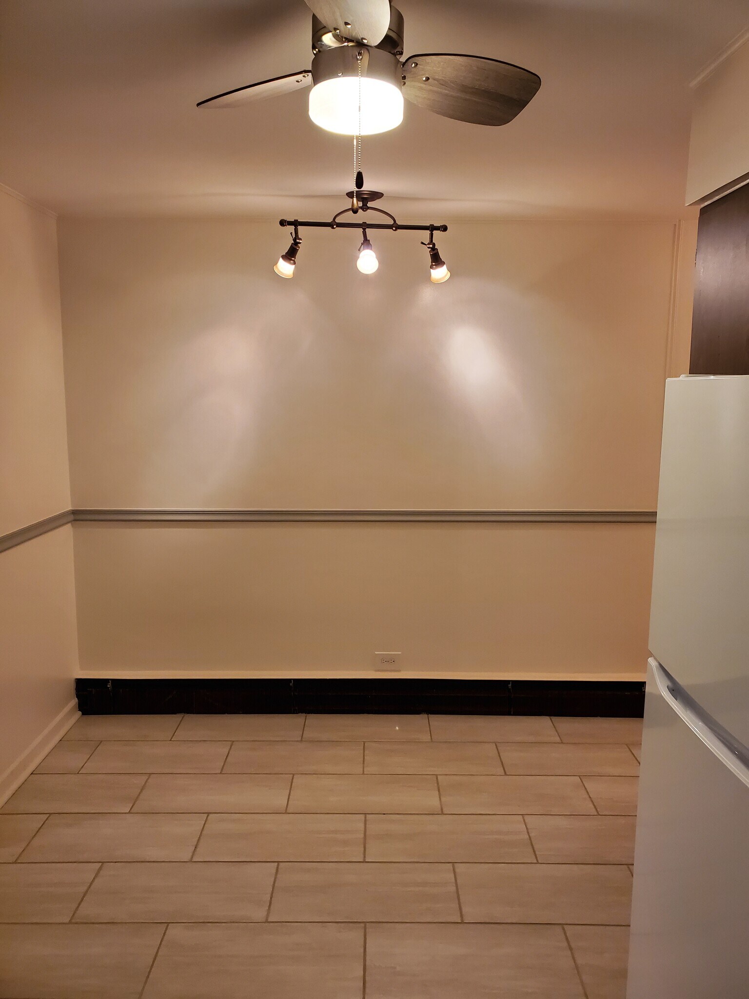Building Photo - 2650 W Gregory St
