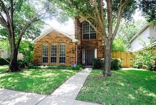 Building Photo - 555 Village Green Dr