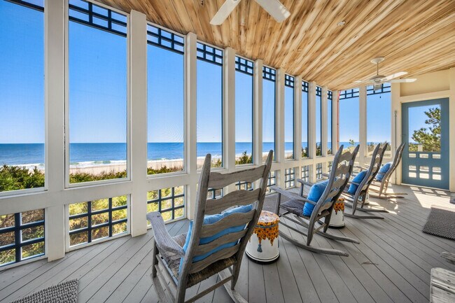 Building Photo - 886 Debordieu Blvd