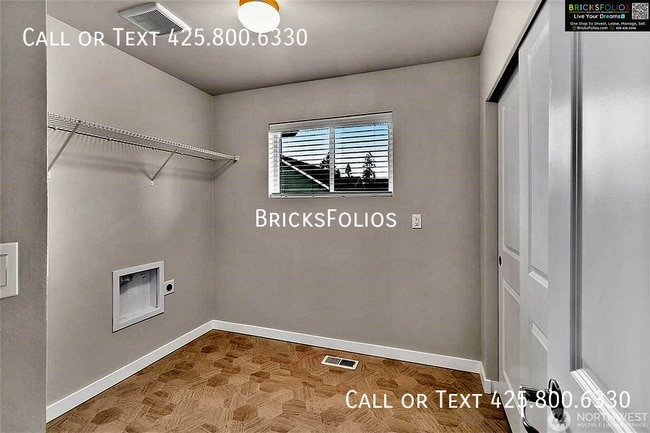 Building Photo - 16217 8th Ave E