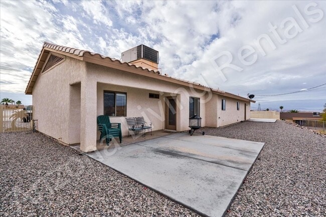 Building Photo - FURNISHED HOME