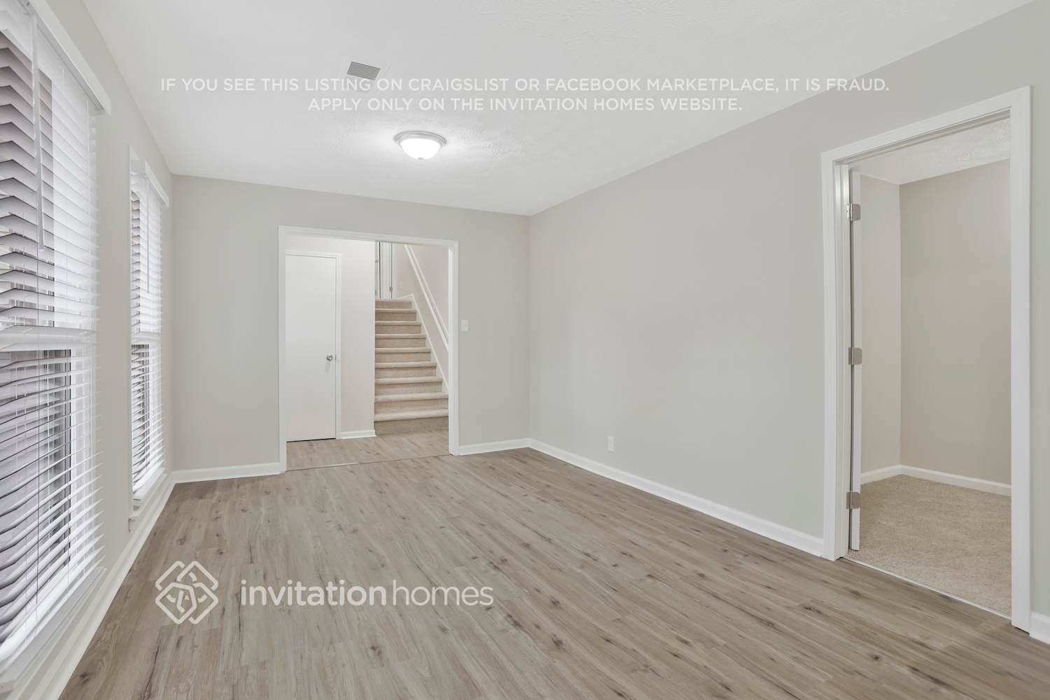 Building Photo - 4231 Westminster Dr SW