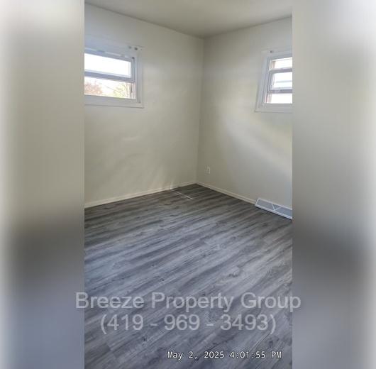 Building Photo - 2074 Price St