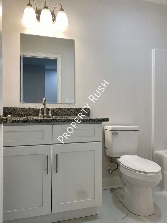 Building Photo - 144 Signal Hills Dr