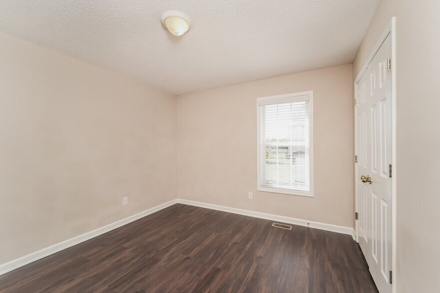 Building Photo - 1231 Piney Church Rd