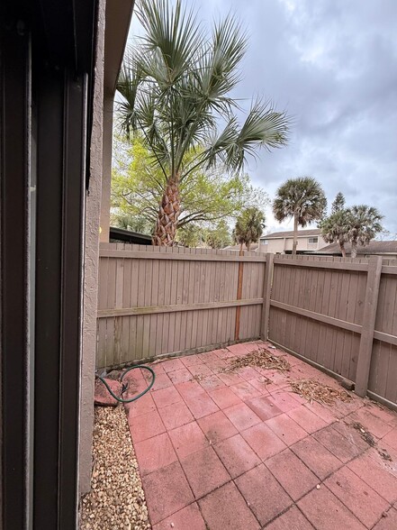 Building Photo - 8622 Cattail Dr