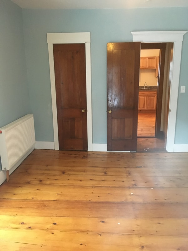 Building Photo - 259 River St Ext