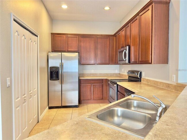 Building Photo - 10238 Cala Lily Trail