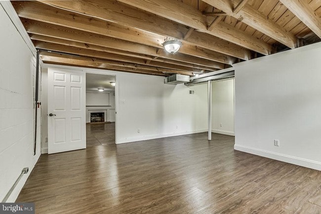 Building Photo - 6306 Yellowstone Dr