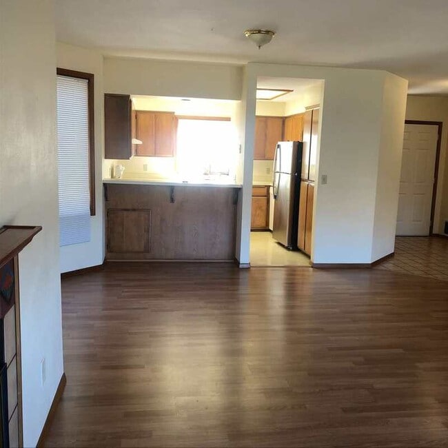 Building Photo - 203 N Wightman St