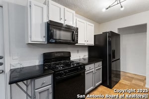 Building Photo - 7960 Splintered Oak